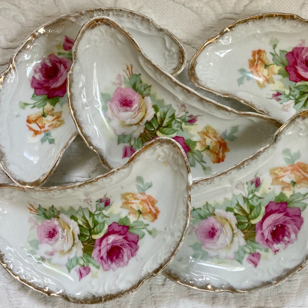 vintage 6 crescent shaped bone dishes